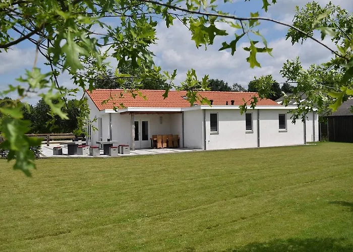 Apartment Herkenhoek 5 Bedroom Heeswijk-Dinther