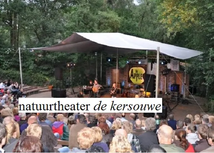 Herkenhoek 5 Bedroom Appartement *