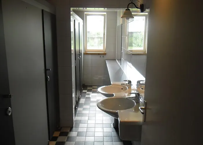 Apartment Herkenhoek 5 Bedroom Heeswijk-Dinther